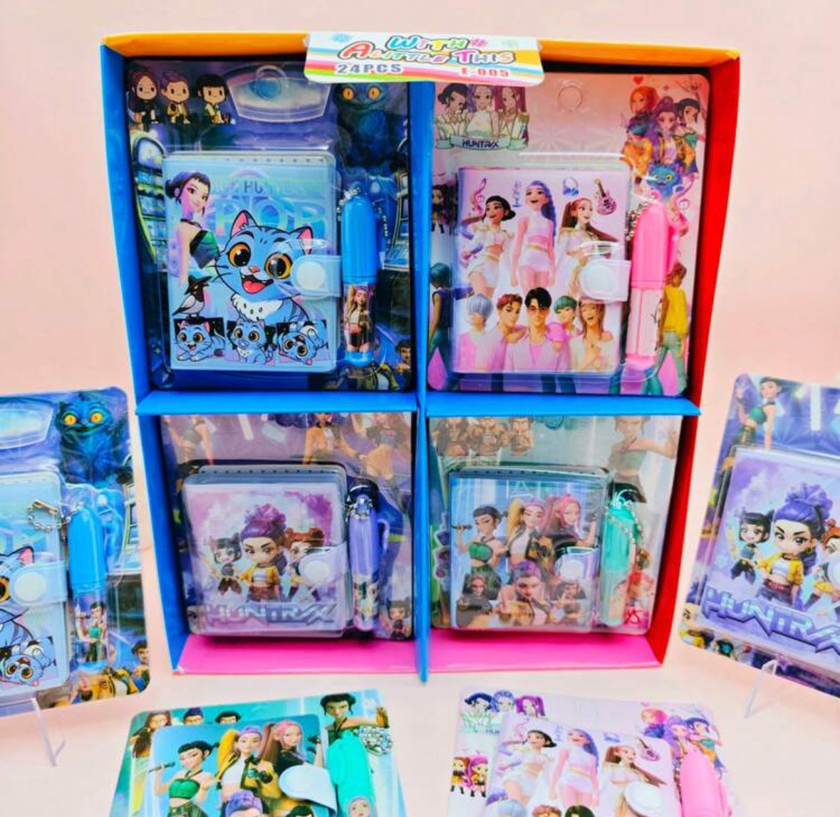 1 Set (2 Pieces) K-Pop Magic Girl Squad Stationery Set #005 - Mini Pocket Notebooks With Matching Pens, High-Aesthetic Cute Designs, Paper For Primary School Students, Ideal For Homework/Classroom/Back-To-School Gift (Stochastic Style)